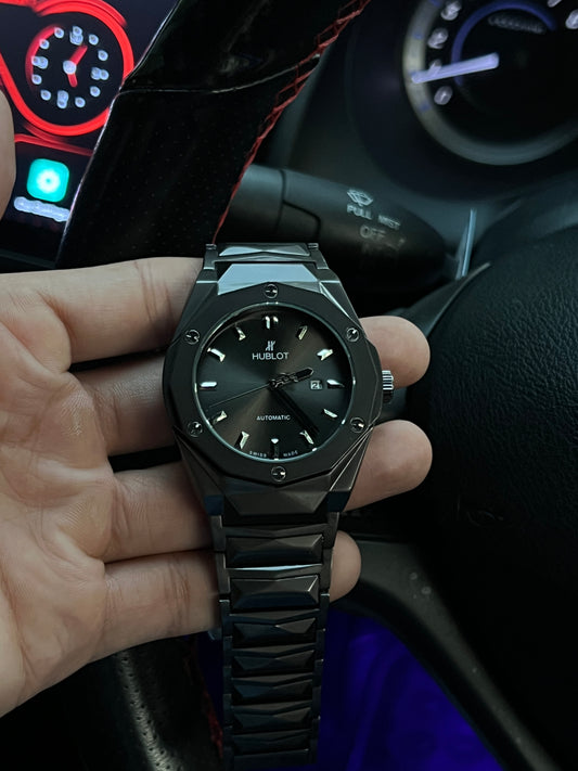 Hublot Cut Black Watch - Heavy Weight
