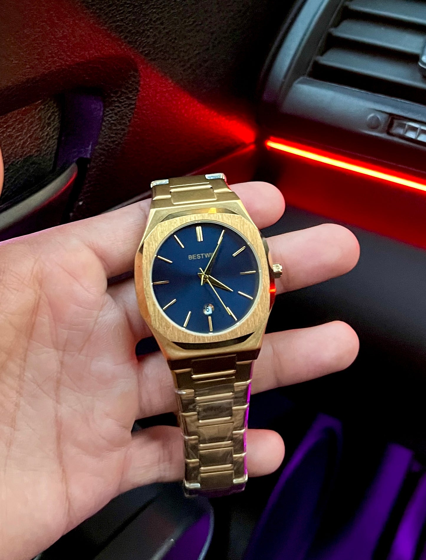 Bestwin Golden Watch with Blue Dial – Classic Luxury
