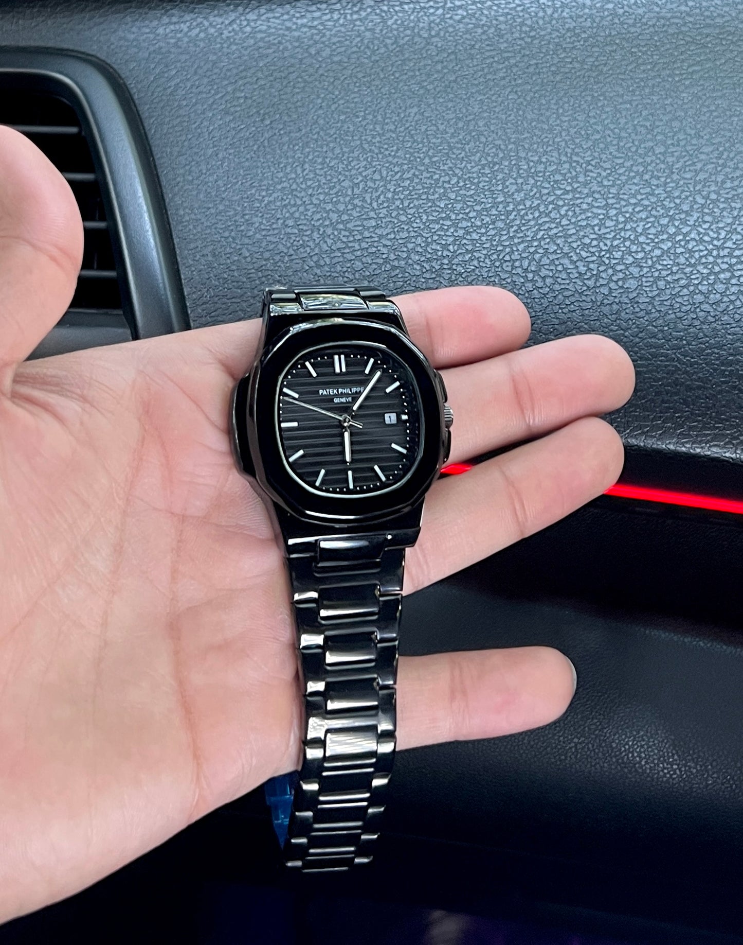 Patek Philippe Geneve Men’s Watch – Black Edition | Glossy Finish