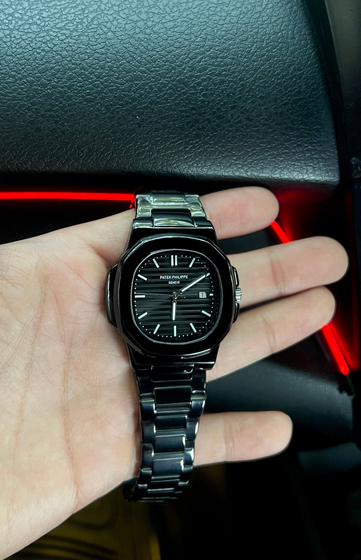 Patek Philippe Geneve Men’s Watch – Black Edition | Glossy Finish
